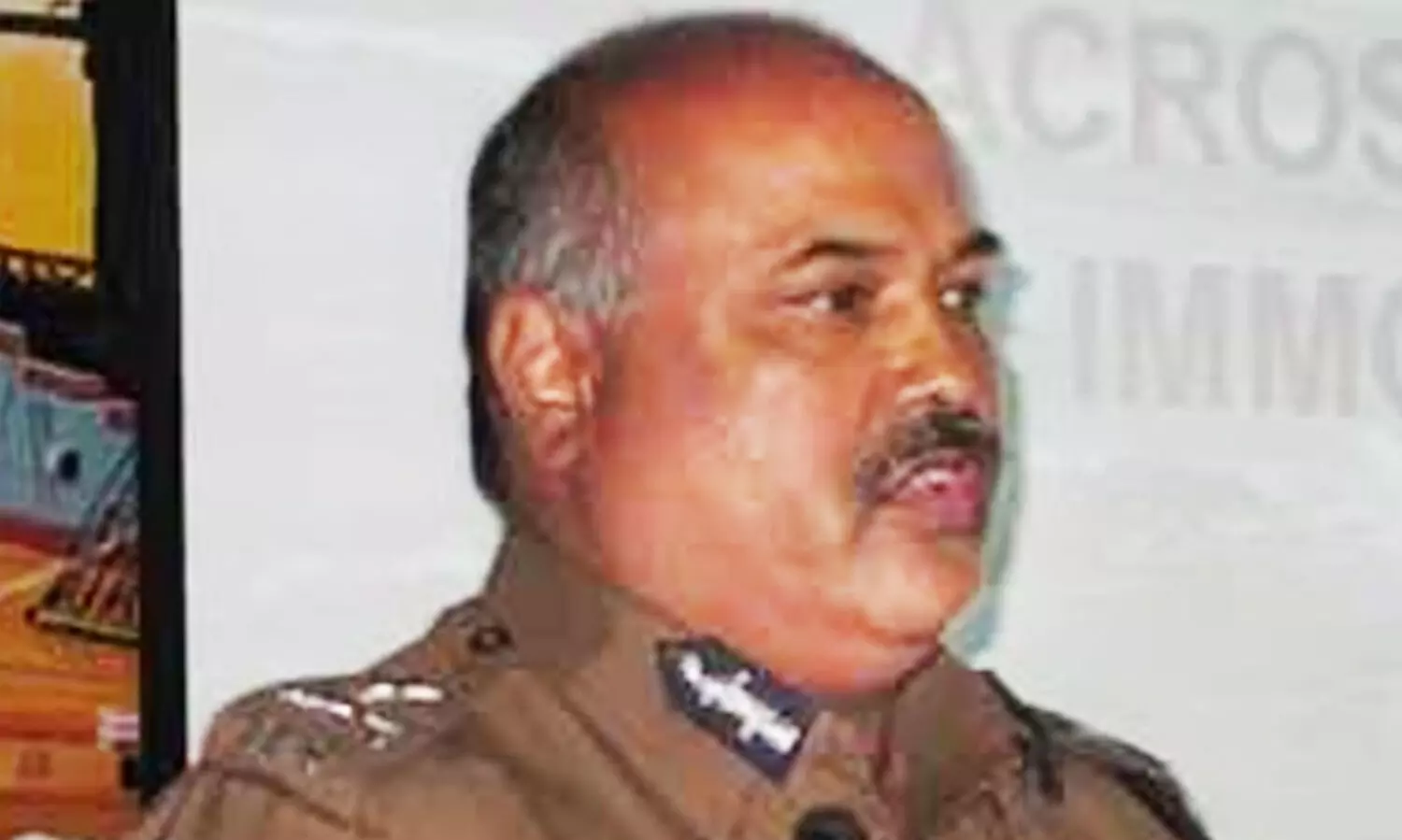 മുൻ ഭാര്യയുടെ വീട്ടിൽ അതിക്രമിച്ചുകയറി വീട്ടുജോലിക്കാരനെ മർദിച്ചു; തമിഴ്നാട് മുൻ ഡി.ജി.പി അറസ്റ്റിൽ