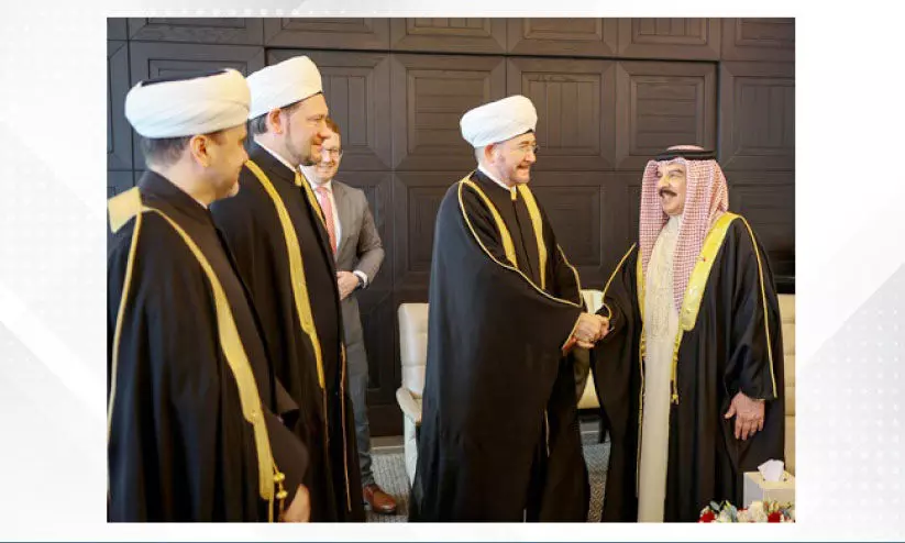 ഹമദ് രാജാവ് റഷ്യൻ ഫെഡറൽ അസംബ്ലി ആസ്ഥാനം സന്ദർശിച്ചു ഹമദ് രാജാവ് റഷ്യൻ ഫെഡറൽ അസംബ്ലി ആസ്ഥാനം സന്ദർശിച്ചു