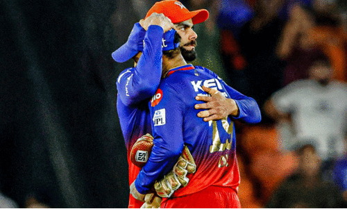 Virat Kohli and Dinesh Karthik