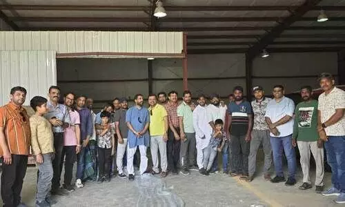 അ​ബ്ദ​ലി​യി​ലെ തൊ​ഴി​ലാ​ളി​ക​ളെ ചേ​ർ​ത്തു നി​ർ​ത്തി ‘കാ​സ​റോ​ട്ടാ​ർ’