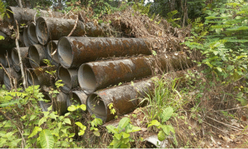 pipes are destroyed; Public money flowed