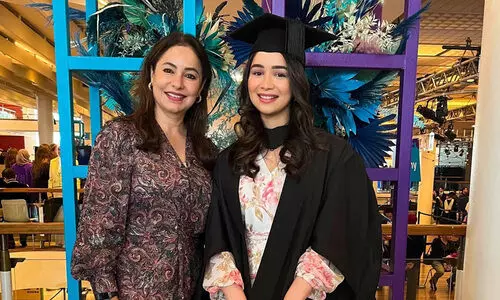 ഡിസ്റ്റിങ്ഷനോടെ ബിരുദാനന്തരബിരുദം പൂർത്തിയാക്കി സാറ; മകളെ അഭിനന്ദിച്ച് സചിന്‍റെ ഹൃദയസ്പർശിയായ കുറിപ്പ്