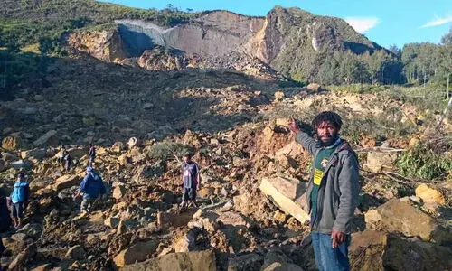 പാ​പ്വ ന്യൂ​ഗി​നി​യി​ൽ മ​ണ്ണി​ടി​ച്ചി​ൽ; നൂ​റി​ലേ​റെ മ​ര​ണം