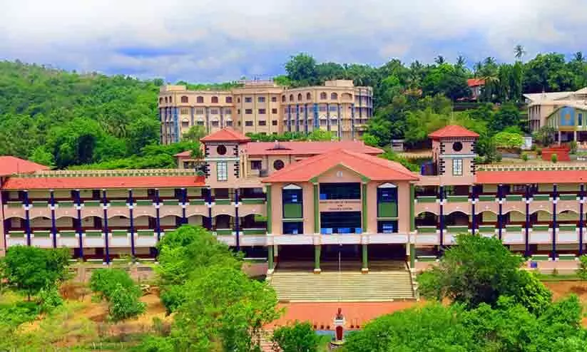 നെഹ്റു കോളജ് ഓഫ് എൻജിനീയറിങ്ങിനും ജവഹർലാൽ കോളജ് ഓഫ് എൻജിനീയറിങ്ങിനും സ്വയംഭരണ പദവി നെഹ്റു കോളജ് ഓഫ് എൻജിനീയറിങ്ങിനും ജവഹർലാൽ കോളജ് ഓഫ് എൻജിനീയറിങ്ങിനും സ്വയംഭരണ പദവി