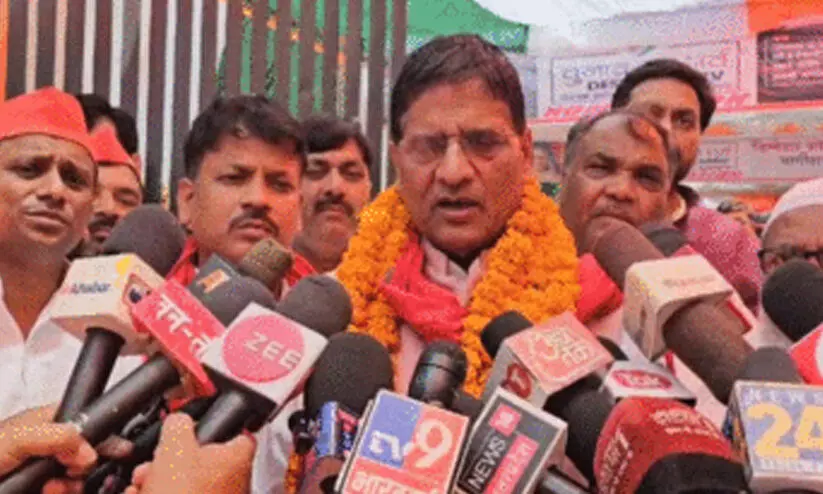 ‘ഇൻഡ്യ’ സ്ഥാനാർഥിയെ വീട്ടുതടങ്കലിലാക്കിയെന്ന്