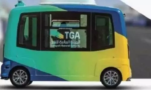 സേ​വ​ന​ത്തി​ന്​ സെ​ൽ​ഫ്​ ഡ്രൈ​വി​ങ്​ വാ​ഹ​ന​ങ്ങ​ൾ