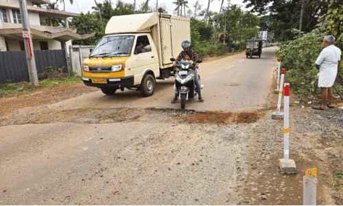 Negligence of NH contractors: Roads become dangerous