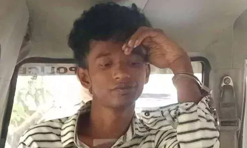 പൊലീസിനെ കണ്ട് ചാടിയത് ചാണകക്കുഴിയിൽ; എ​.ഐ കാമറയിൽ കുടുങ്ങിയ സ്കൂട്ടർ മോഷ്ടാവ് സിനിമാ സ്റ്റൈലിൽ പിടിയിൽ