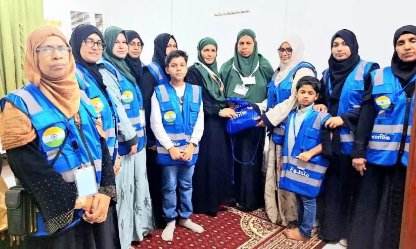 women pilgrims women pilgrims