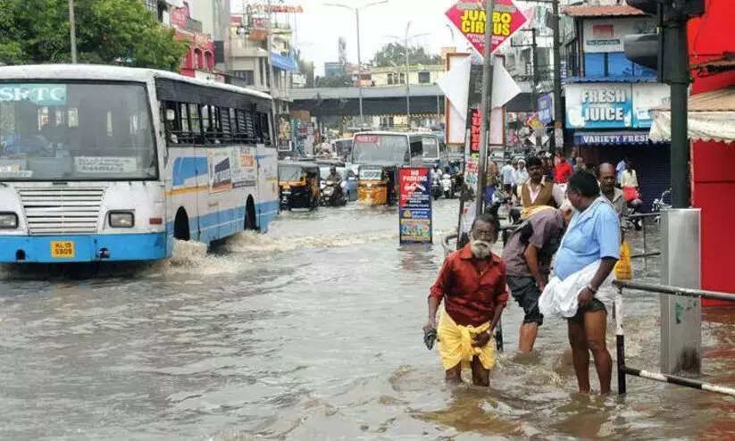 തിരുവനന്തപുരത്തെ വെള്ളപ്പൊക്ക ദുരിത നിവാരണത്തിന് 200 കോടിയുടെ കേന്ദ്ര പദ്ധതി തിരുവനന്തപുരത്തെ വെള്ളപ്പൊക്ക ദുരിത നിവാരണത്തിന് 200 കോടിയുടെ കേന്ദ്ര പദ്ധതി