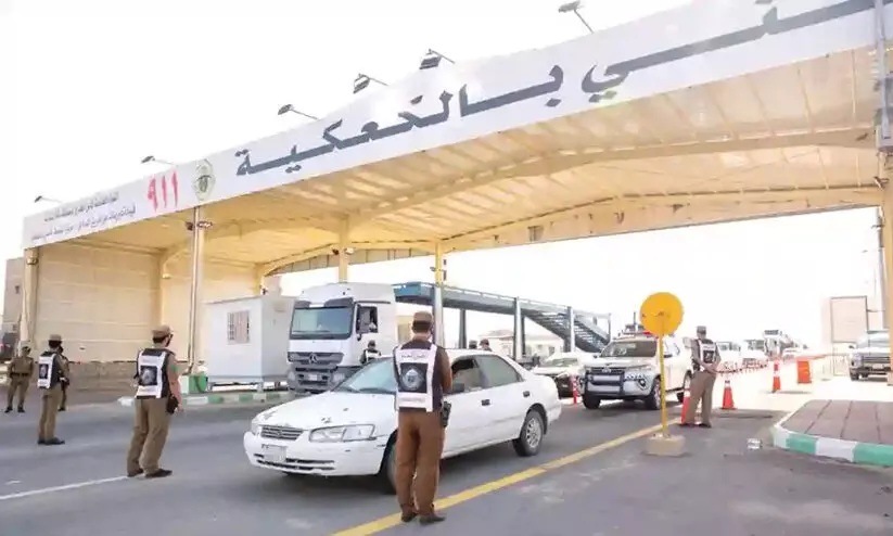 അനധികൃത ഹജ്ജ് തീർഥാടനം: മക്കയിൽ കർശന പരിശോധന തുടരുന്നു അനധികൃത ഹജ്ജ് തീർഥാടനം: മക്കയിൽ കർശന പരിശോധന തുടരുന്നു