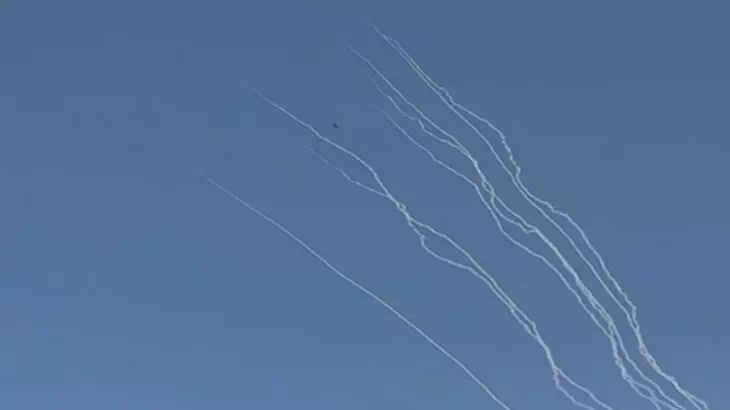 തെൽ അവീവിലേക്ക് റഫയിൽ നിന്ന് റോക്കറ്റാക്രമണവുമായി ഹമാസ്