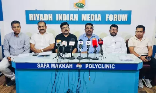 18 വർഷത്തെ കഠിനശ്രമം ലക്ഷ്യത്തിലേക്ക്; റഹീം മോചനമെന്ന ശുഭവാർത്തക്കായി കാത്തിരിക്കുക -റിയാദ് റഹീം സഹായസമിതി 18 വർഷത്തെ കഠിനശ്രമം ലക്ഷ്യത്തിലേക്ക്; റഹീം മോചനമെന്ന ശുഭവാർത്തക്കായി കാത്തിരിക്കുക -റിയാദ് റഹീം സഹായസമിതി