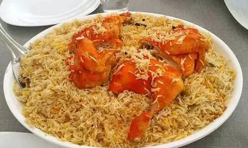 തൃശൂരിൽ ഹോട്ടലില്‍നിന്ന് കുഴിമന്തി കഴിച്ചവര്‍ക്ക് ഭക്ഷ്യ വിഷബാധ; 85 പേര്‍ ചികിത്സ തേടി