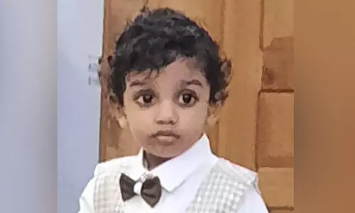 രണ്ടു വയസുകാരൻ വീടിന് സമീപത്തെ പാടത്ത് മുങ്ങിമരിച്ച നിലയിൽ