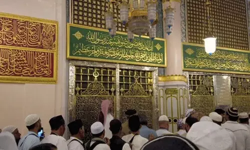 മദീന റൗള ശരീഫിൽ പ്രാർഥന സമയം പത്ത് മിനിറ്റായി കുറച്ചു; സന്ദർശനാനുമതി വർഷത്തിൽ ഒരിക്കൽ മാത്രം