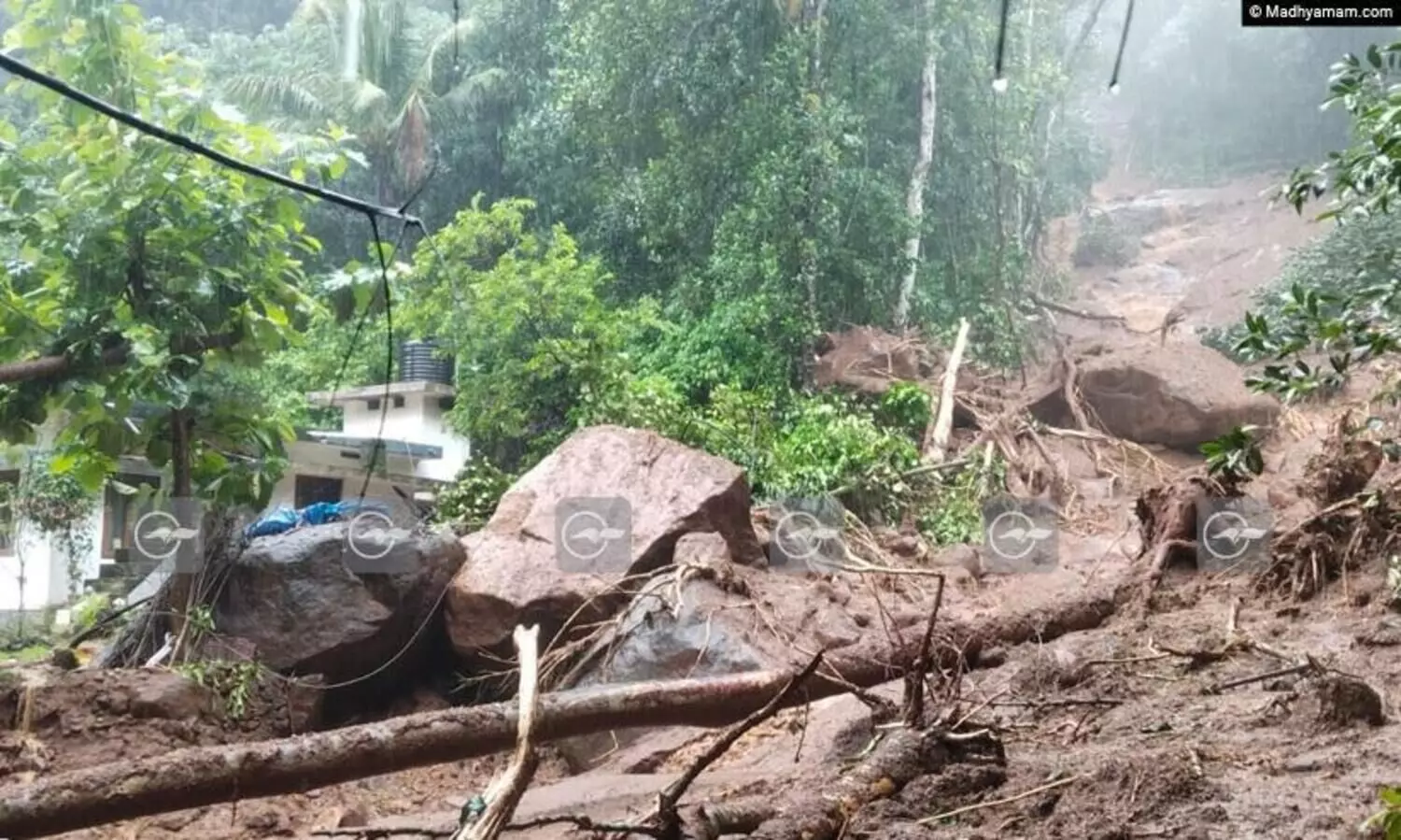 കനത്ത മഴയിൽ കോട്ടയം ജില്ലയിൽ ഉരുൾപൊട്ടൽ; ഏഴ് വീടുകൾക്ക് കേടുപാട്