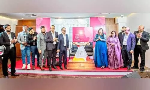 Grand mall hypermarket loyalty card for women