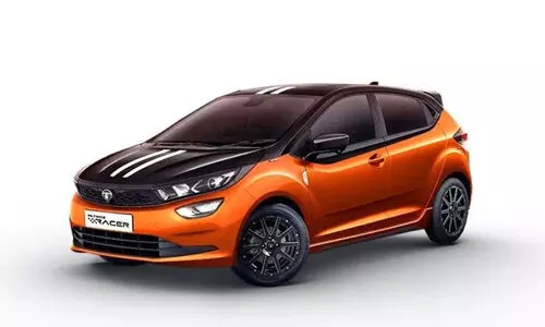 അലറിപ്പായാൻ ആൾട്രോസ് റേസർ