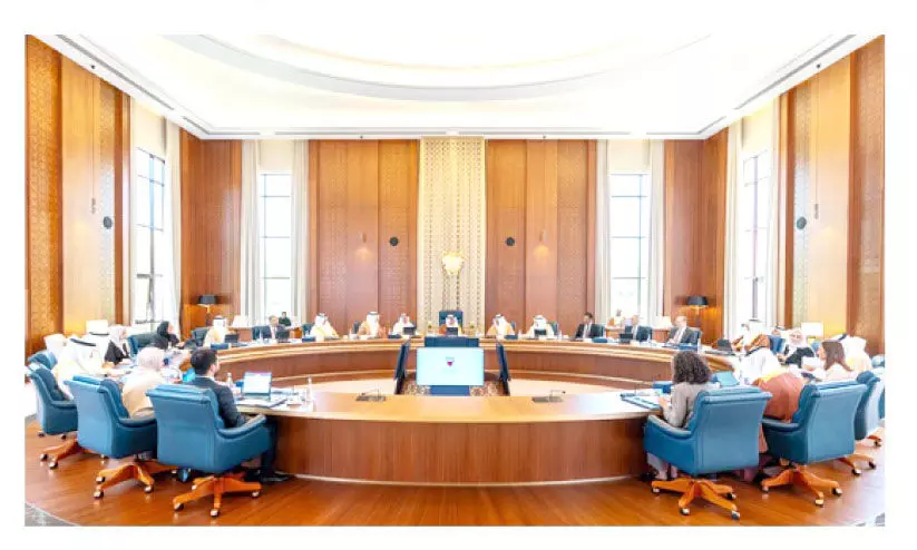 ഹ​മ​ദ്​ രാ​ജാ​വി​ന്‍റെ റ​ഷ്യ​ൻ സ​ന്ദ​ർ​​ശ​നം ച​രി​ത്രവി​ജ​യ​മെ​ന്ന്​ മ​ന്ത്രി​സ​ഭ