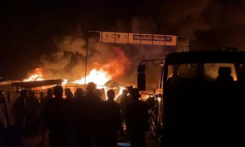 തമ്പുകൾ തീയിടാൻ ഇസ്രായേൽ ഉപയോഗിച്ചത് അമേരിക്ക നൽകിയ ബോംബുകൾ