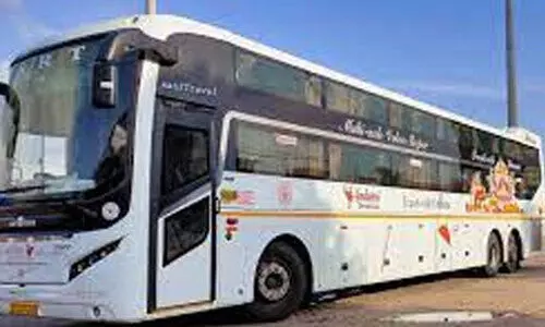 കേ​ര​ള​ത്തി​ലേ​ക്ക് ക​ർ​ണാ​ട​ക​യു​ടെ കൂ​ടു​ത​ൽ അം​ബാ​രി ബ​സു​ക​ൾ സ​ർ​വി​സ് ന​ട​ത്തും