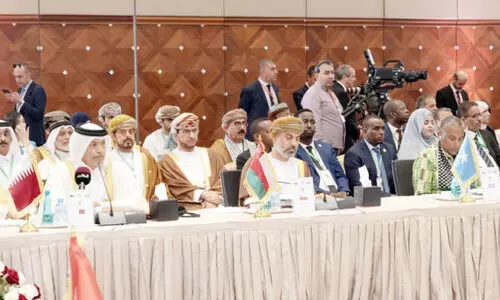 അ​റ​ബ് പാ​ർ​ല​മെൻറ​റി യൂ​നി​യ​ൻ സ​മ്മേ​ള​നം; ഒ​മാ​ൻ പ​​ങ്കെ​ടു​ത്തു