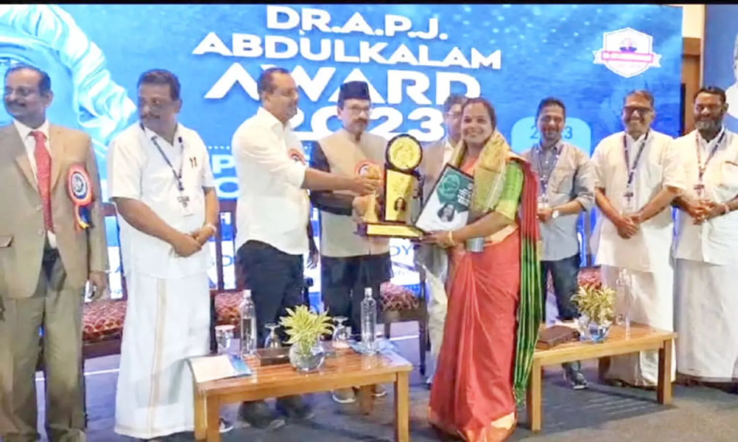 ജീ​വ​കാ​രു​ണ്യമേ​ഖ​ല​യി​ൽ പെ​ൺ​ക​രു​ത്താ​യി ഗീ​ത