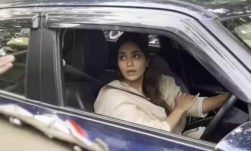 Actress Nivetha Pethuraj Argues With Cops In Viral Video, SLAMS Those Filming The Altercation