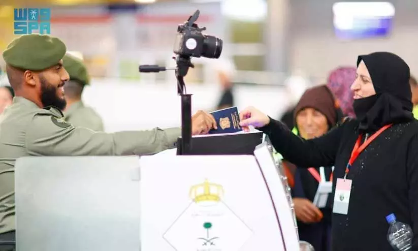 ഹജ്ജ്: അൽഹറമൈൻ ട്രെയിൻ സജ്ജം, ലക്ഷം സീറ്റുകൾ വർധിപ്പിച്ചു ഹജ്ജ്: അൽഹറമൈൻ ട്രെയിൻ സജ്ജം, ലക്ഷം സീറ്റുകൾ വർധിപ്പിച്ചു