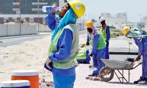 തൊ​ഴി​ലാ​ളി​ക​ൾ​ക്ക്​ ആ​ശ്വാ​സം: ഉ​ച്ച​വി​ശ്ര​മ നി​യ​മം നാ​ളെ മു​ത​ൽ പ്രാ​ബ​ല്യ​ത്തി​ൽ