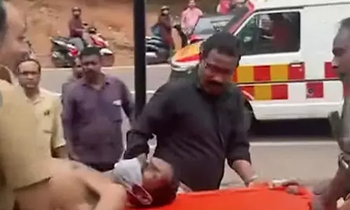 കോഴിക്കോട് മാലിന്യ ടാങ്ക് വൃത്തിയാക്കാൻ ഇറങ്ങിയ രണ്ടുപേർ ശ്വാസം മുട്ടി മരിച്ചു