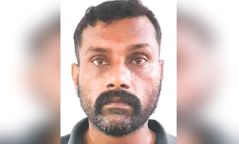 സു​ജേ​ഷ്  കു​മാ​ർ