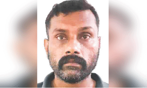 സു​ജേ​ഷ്  കു​മാ​ർ