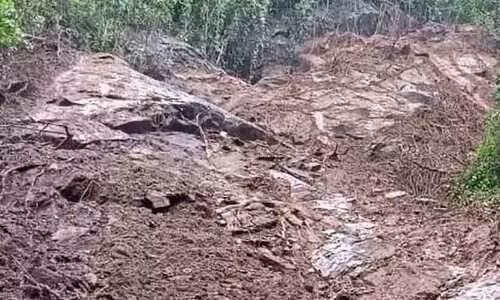 ​കോഴിക്കോട് കക്കയത്ത് ഉരുൾപൊട്ടി; വ്യാപക നഷ്ടം