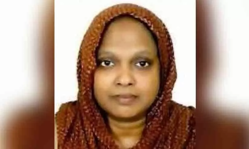 വിസിറ്റിങ് വിസയിലെത്തിയ തൃശൂർ സ്വദേശിനി റിയാദിൽ മരിച്ചു വിസിറ്റിങ് വിസയിലെത്തിയ തൃശൂർ സ്വദേശിനി റിയാദിൽ മരിച്ചു