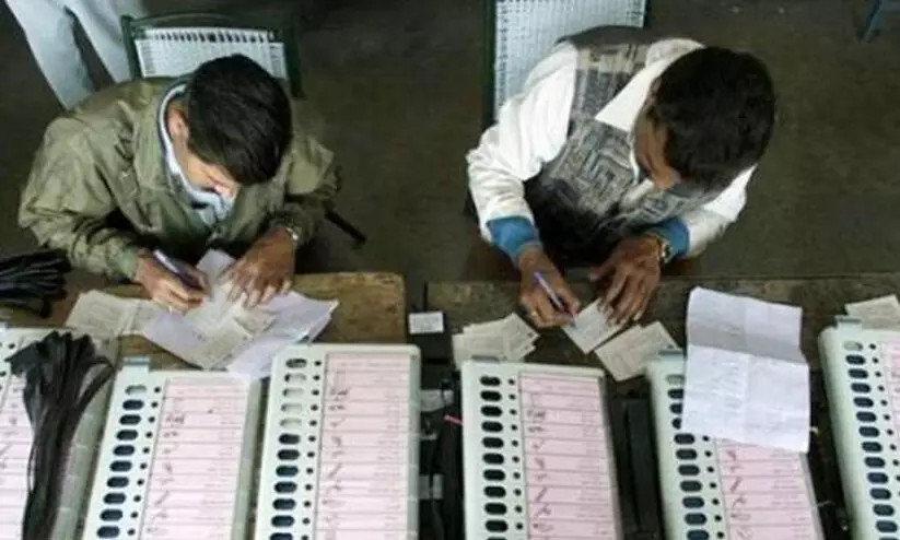 വോട്ടെണ്ണൽ: കേന്ദ്ര നിരീക്ഷകരെത്തി വോട്ടെണ്ണൽ: കേന്ദ്ര നിരീക്ഷകരെത്തി