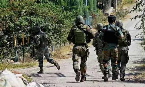 കശ്മീരിലെ കുൽഗാമിൽ ഏറ്റുമുട്ടൽ; നാല് ഭീകരരെ സുരക്ഷാസേന വധിച്ചു