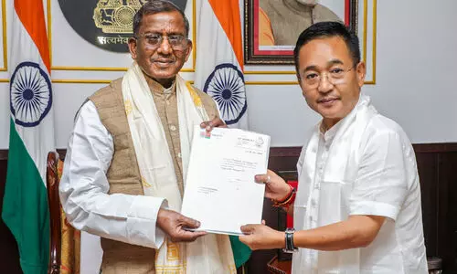 സി​ക്കി​മി​ൽ പ്രേം സിങ് തമാങ് എസ്.കെ.എം നിയമസഭാകക്ഷി നേതാവ്