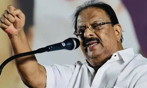 ചെങ്കോട്ട വിറപ്പിച്ച് സുധാകര ജയം; ധർമടത്തുപോലും നിലംതൊടാതെ ജയരാജൻ