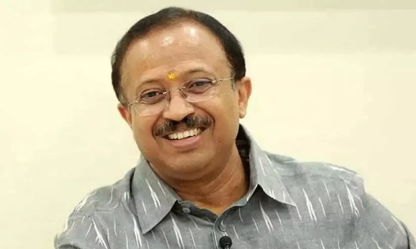 കാലിനടിയിലെ മണ്ണ് ഒലിച്ചുപോയതിൽ സി.പി.എമ്മും കോൺഗ്രസുംജനത്തെ പഴിചാരരുതെന്ന് വി. മുരളീധരൻ