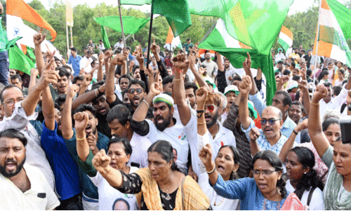 രാ​ഷ്ട്രീ​യ, സാ​മു​ദാ​യി​ക സ​ന്തു​ല​നം തോ​ൽ​പി​ക്കു​ന്ന​ത്​ ആ​ര്​?