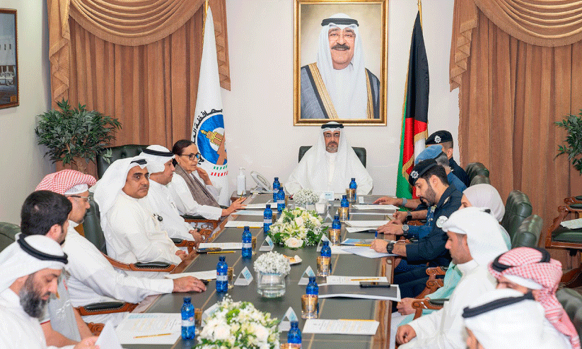 Capital Governorate Kuwait Voluntary Work Center Representative In the meeting