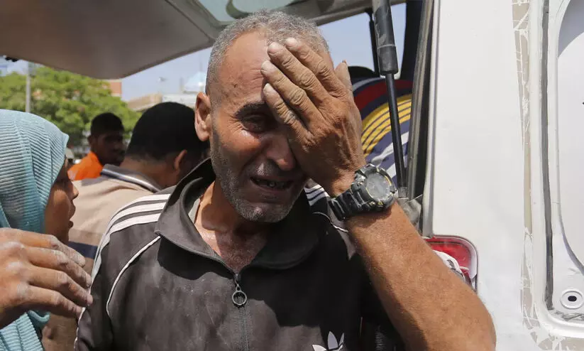 അഭയാർഥികൾ താമസിച്ചിരുന്ന യു.എൻ സ്കൂളിന് നേരെ ഇസ്രായേൽ ആക്രമണം; 32 പേർ കൊല്ലപ്പെട്ടു