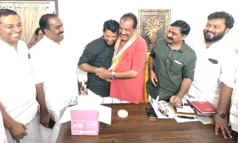 ഷാഫി പറമ്പിൽ, ബെന്നി ബഹനാൻ എം.പി ഷാഫി പറമ്പിൽ, ബെന്നി ബഹനാൻ എം.പി