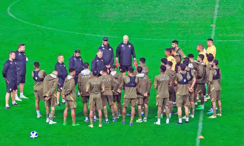 ഇ​ന്ന്​ ക​ളി​യാ​ട്ടം