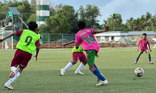 സംസ്ഥാന സബ് ജൂനിയർ ഫുട്ബാൾ: തൃശൂരും പാലക്കാടും സെമിയിൽ സംസ്ഥാന സബ് ജൂനിയർ ഫുട്ബാൾ: തൃശൂരും പാലക്കാടും സെമിയിൽ