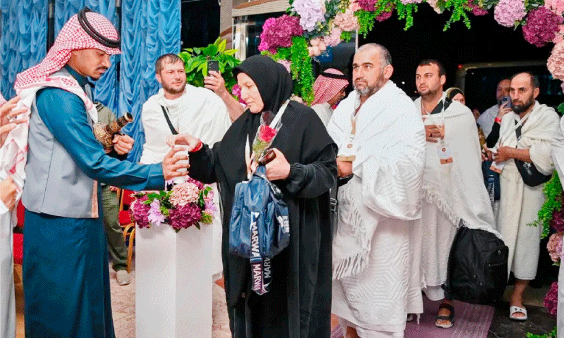 മക്കയിലെത്തിയ തീർഥാടകരുടെ എണ്ണം പത്തു ലക്ഷം കവിഞ്ഞു മക്കയിലെത്തിയ തീർഥാടകരുടെ എണ്ണം പത്തു ലക്ഷം കവിഞ്ഞു