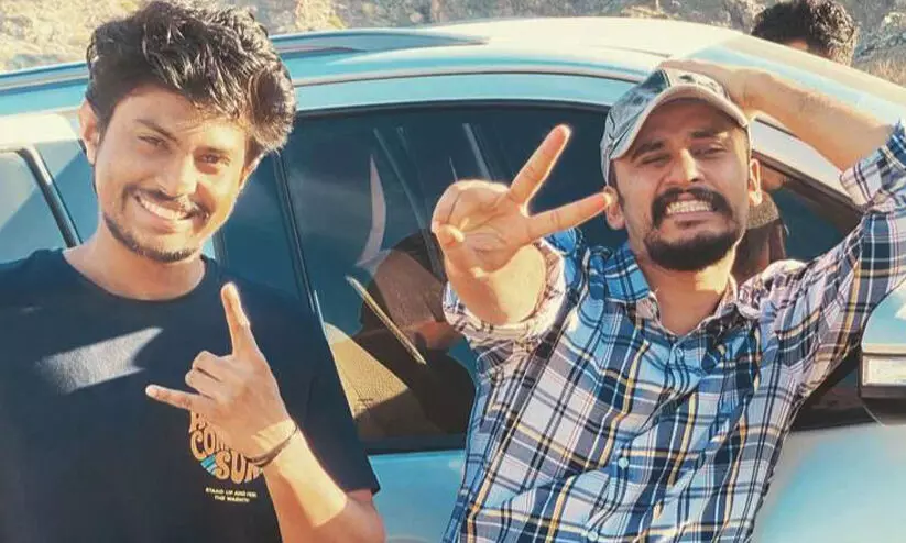 ബൈക്ക് ടെലിഫോൺ ബോക്സിലിടിച്ച് രണ്ട് യുവാക്കൾ മരിച്ചു ബൈക്ക് ടെലിഫോൺ ബോക്സിലിടിച്ച് രണ്ട് യുവാക്കൾ മരിച്ചു