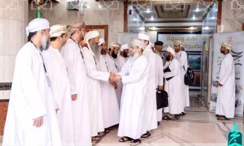 ഒ​മാ​ൻ ഹ​ജ്ജ്​ മി​ഷ​ൻ സം​ഘം മ​ദീ​ന​യി​ലേ​ക്കു തി​രി​ച്ചു